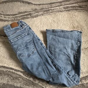 Women’s Size 6 American Eagle Jeans